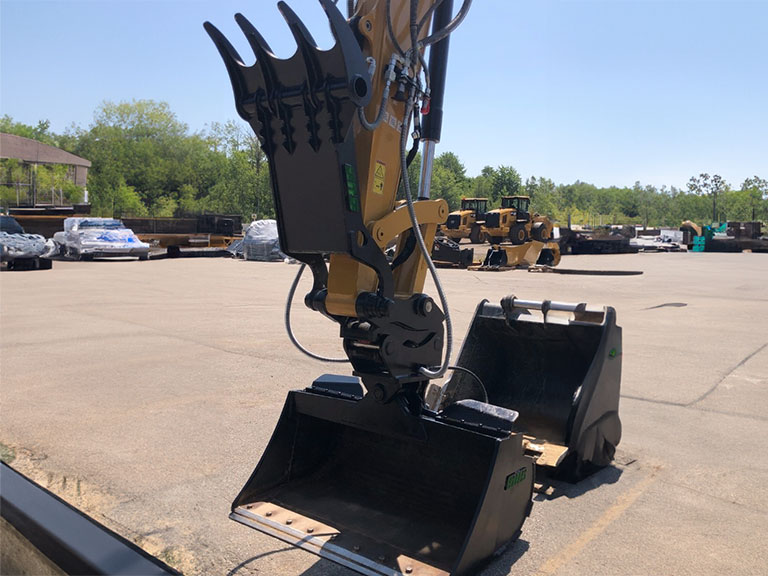 Tilt Grading Buckets